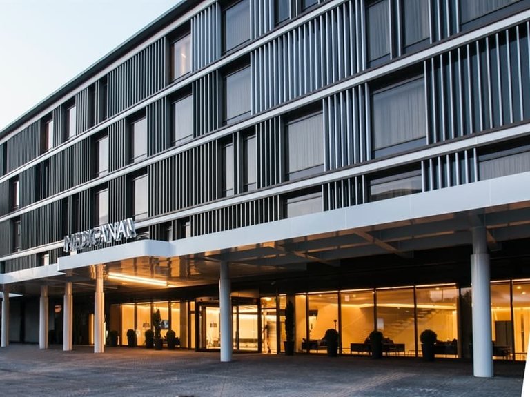 Medicana Kadikoy hospital exterior